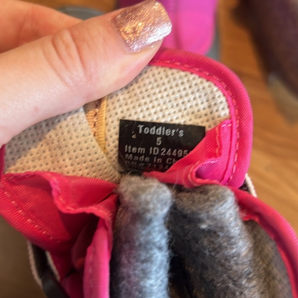 LL Bean winter boots with extra liners - Picture 2 of 3